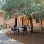Bed & Breakfast Costa 3*