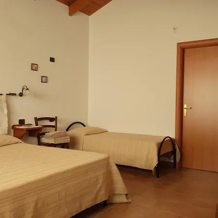 Costa Bed & Breakfast