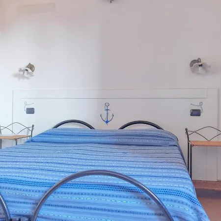 Costa Bed & Breakfast 3*