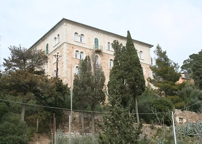 Costa Bed & Breakfast 3*